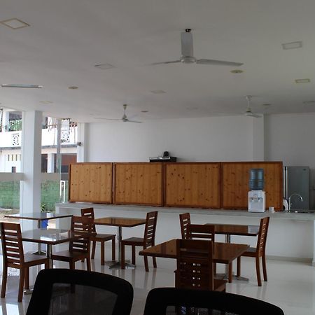 Heaven By O Hotel Unawatuna Buitenkant foto