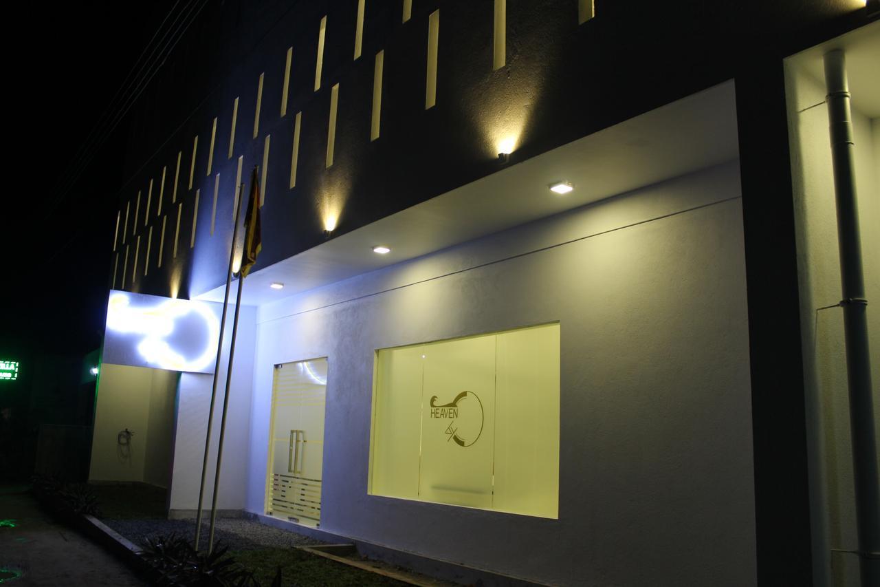 Heaven By O Hotel Unawatuna Buitenkant foto
