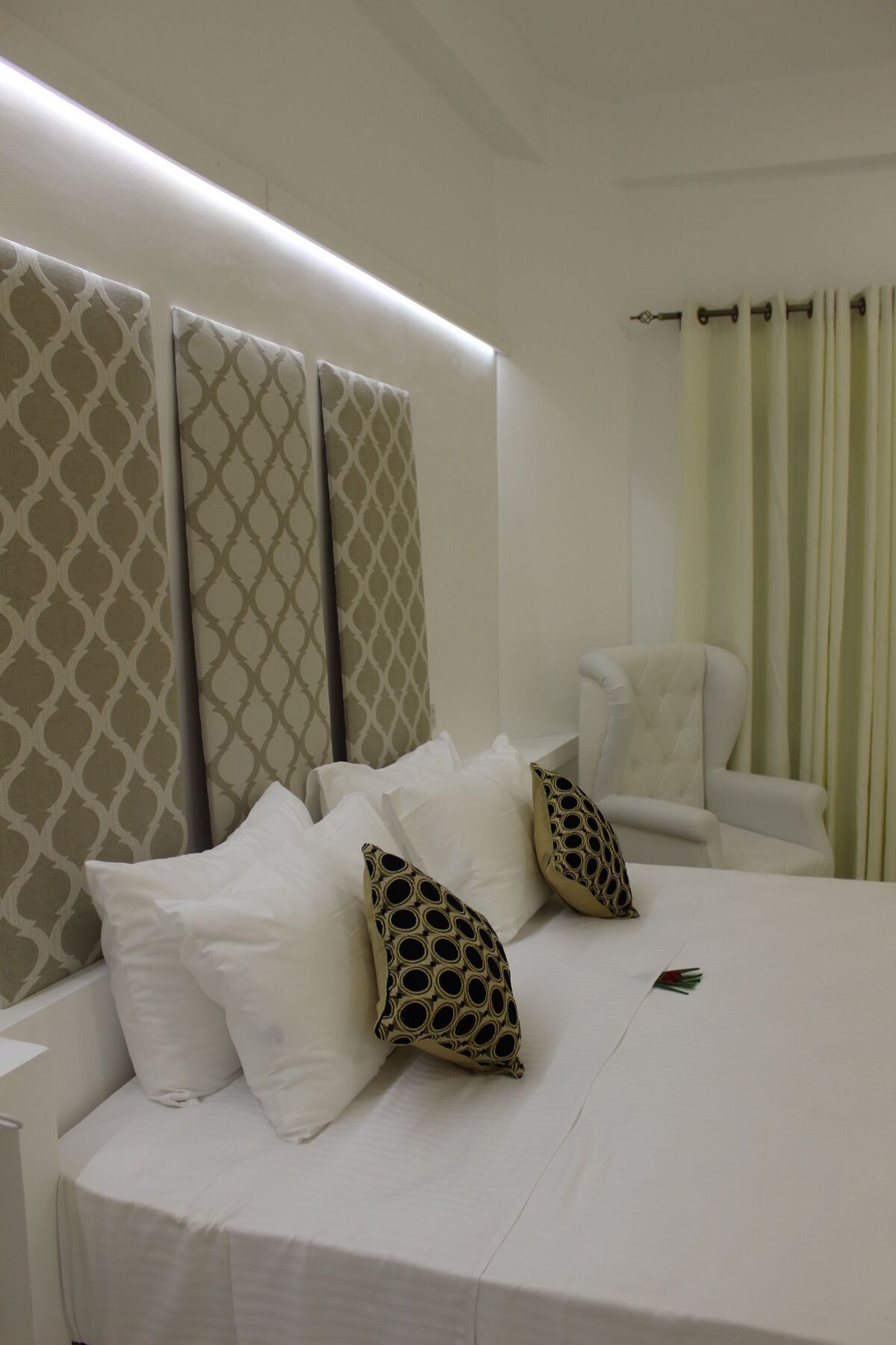 Heaven By O Hotel Unawatuna Buitenkant foto